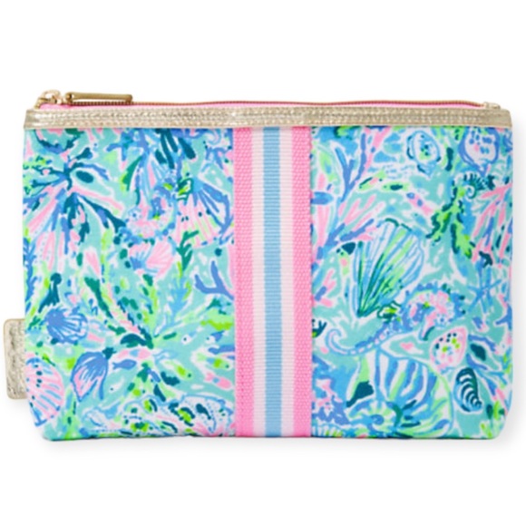 LILLY PULITZER Printed Clutch Zippered Pouch Surf Blue Soleil It On Me Gold Trim - Picture 2 of 7
